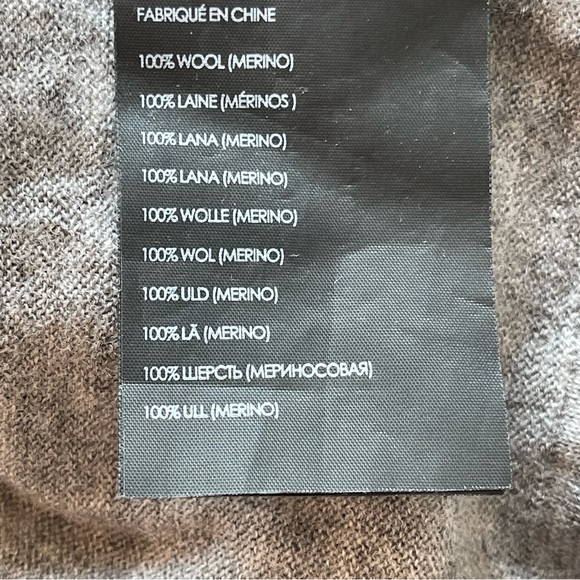 Club Monaco Crew Neck Sweater; Grey & Black 100% Merino Wool; Sz Med - Picture 8 of 10